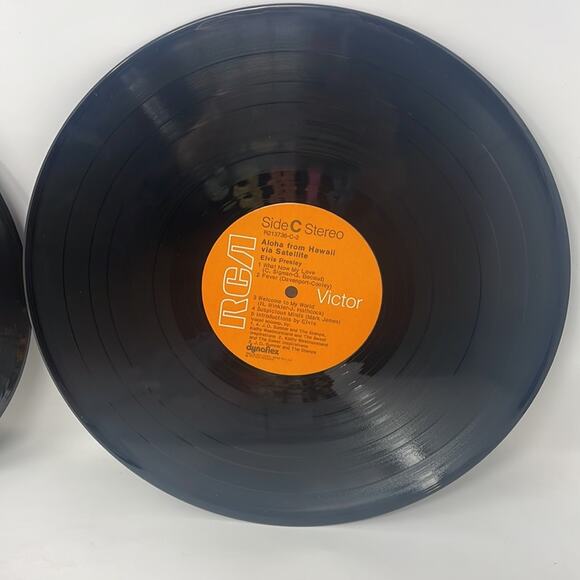Vintage 70s Elvis Aloha from Hawaii via satellite double LP vinyl - Picture 12 of 14